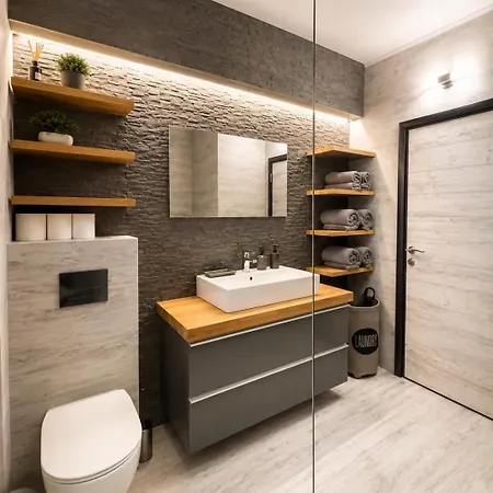 Appartement Delux 4 - *